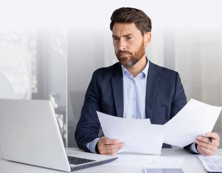 TelecomContractManagement-8-1